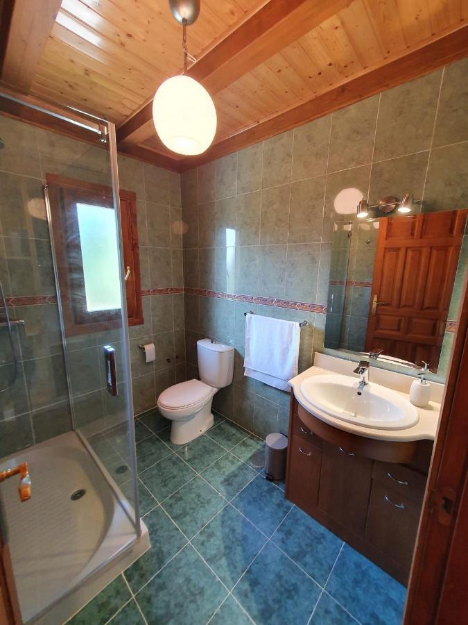 Вилла Casa De Madera Con Piscina Privada Понтеведра Экстерьер фото