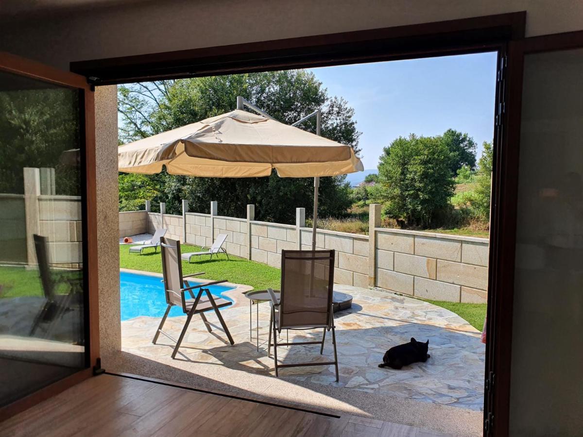Вилла Casa De Madera Con Piscina Privada Понтеведра Экстерьер фото